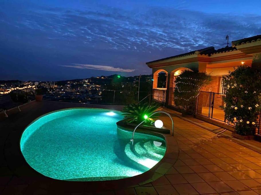 Tu Pequeno Paraiso Villa Calafell Buitenkant foto